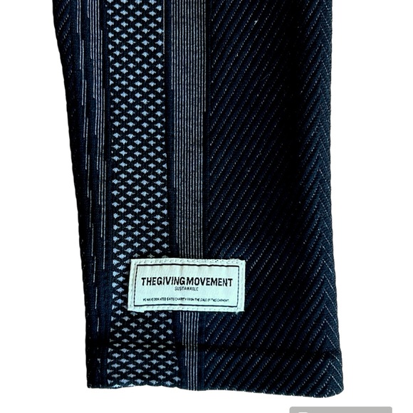 The Giving Movement Black Contrast Seamless Sustainable Streetwear Jumpsuit M - Picture 4 of 5